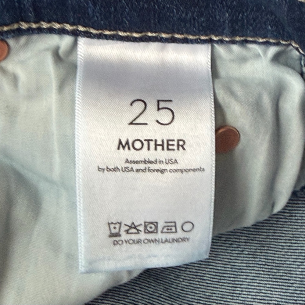 New MOTHER The Runaway Jeans in Prized Possession - Size 25 - Picture 10 of 14